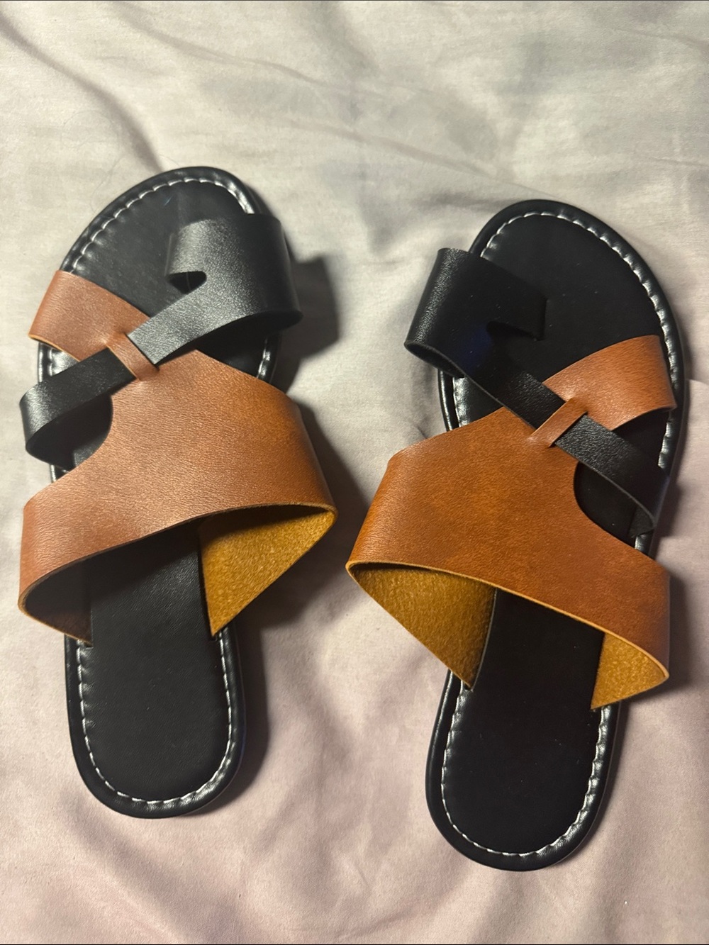 Women’s Two-Tone Black and Brown Slide Sandals